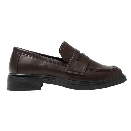 SPURR Delmore in chocolate smooth colour