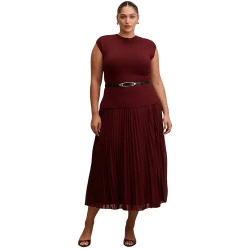 Forever New Curve
Lorelei Curve Woven Mixed Midi Dress - burgundy rose - plus size workwear