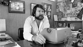 Tributes honour Derryn Hinch’s legacy after his passing, aged 82