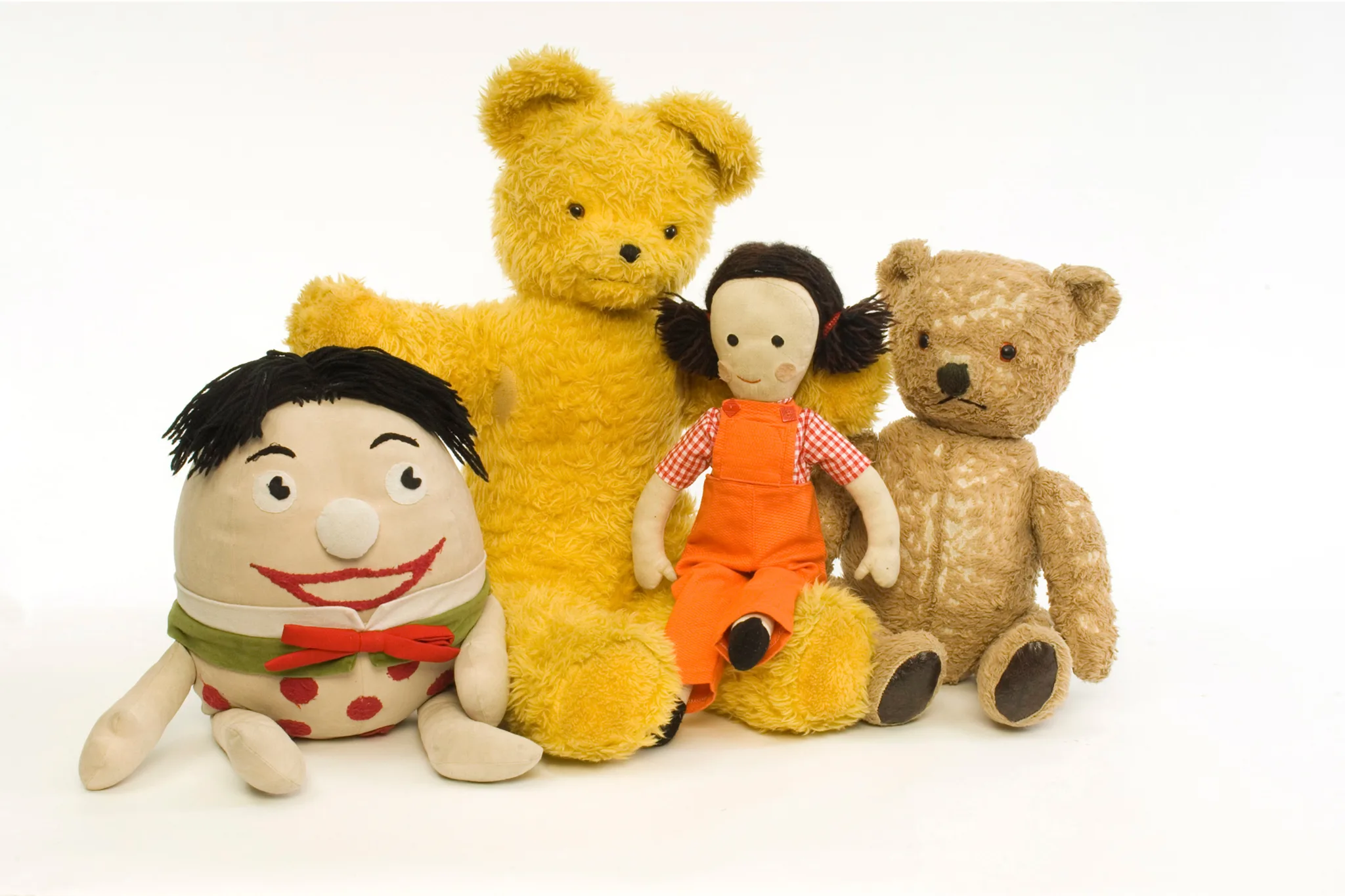Humpty, Big Ted, Jemima and Little TEd on the Playschool set
