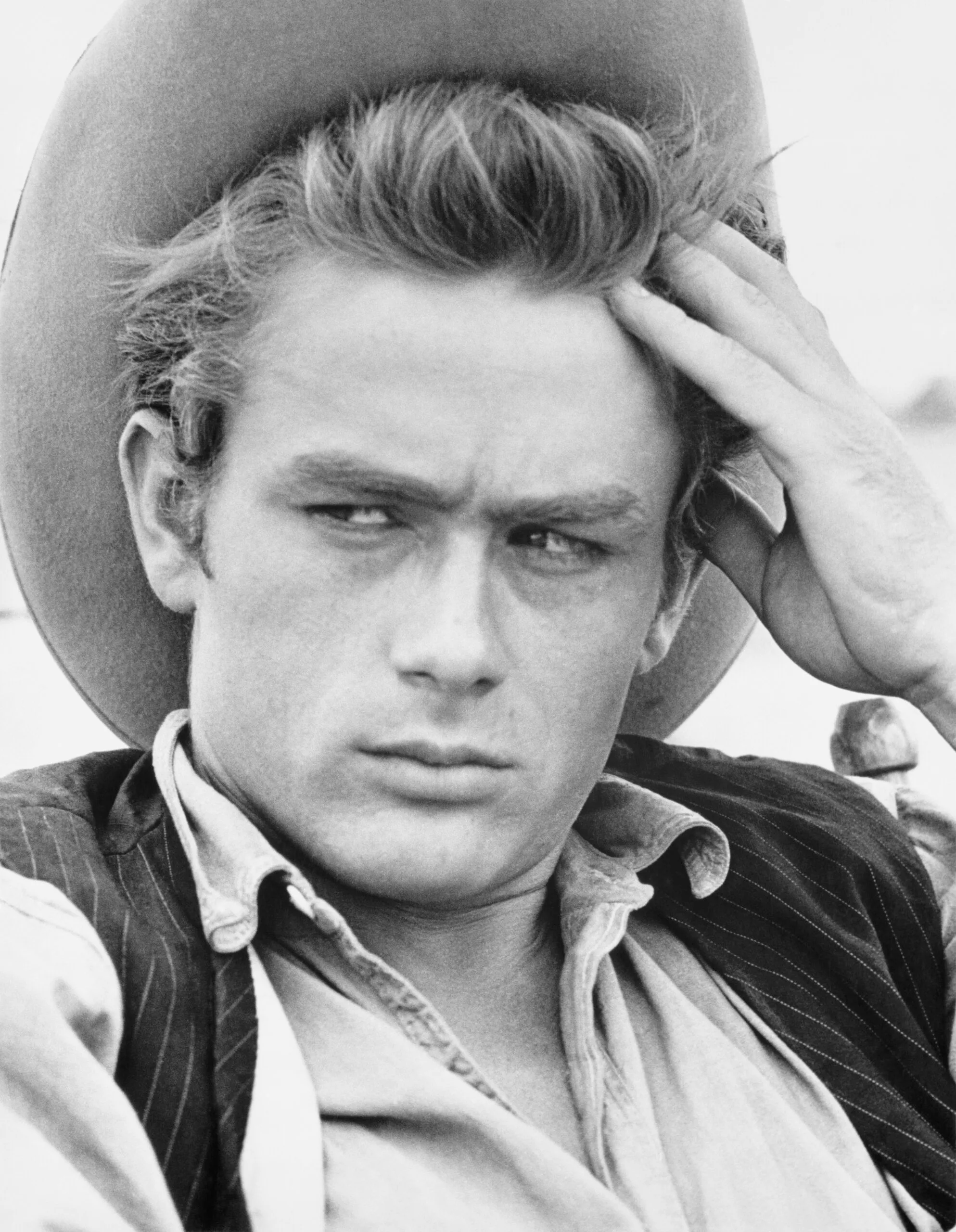 MARFA, TX - July 1955: Actor James Dean on the set of the movie "Giant" in July 1955 in Marfa, Texas. (Photo by Richard C. Miller/Donaldson Collection/Getty Images)