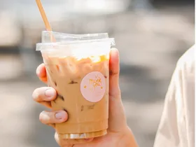 Should you bring iced coffee to a job interview? An expert weighs in on the viral debate