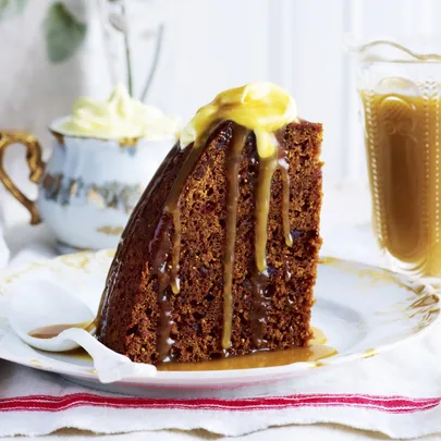 Slow cooker sticky date & fig steamed pudding