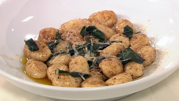 Gnocchi stuffed with smoked mozzarella