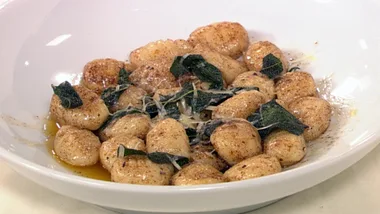 Gnocchi stuffed with smoked mozzarella