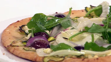 Gourmet zucchini & fennel pizza