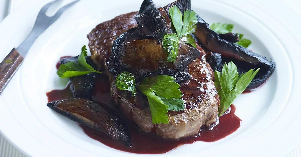 Scotch Fillet with Mushroom Chips and Bordelaise Sauce