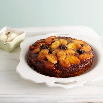 Upside-down banana cake