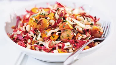 Black-eyed beans with kumara, shallots and garlic