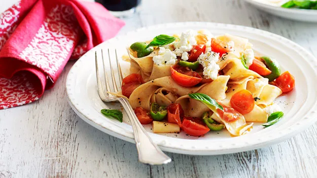 Pappardelle with tomatoes, basil, ricotta and olives