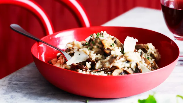 Garlicky mushroom risotto