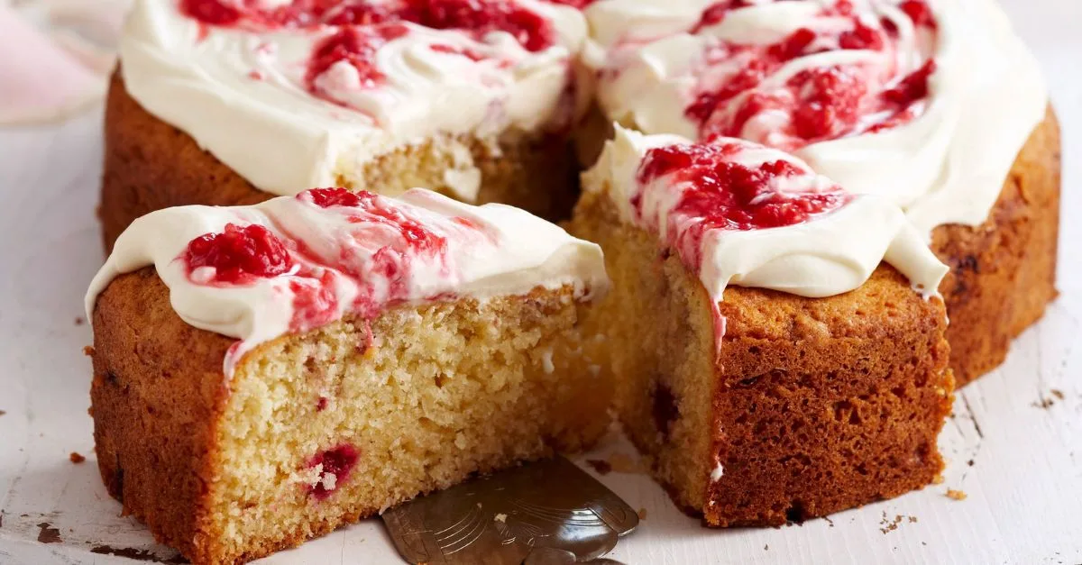 Coconut and raspberry cake | Women's Weekly Food