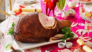 Quince glazed ham