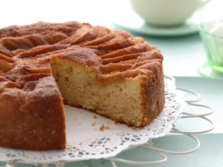 Apple Cinnamon Tea Cake
