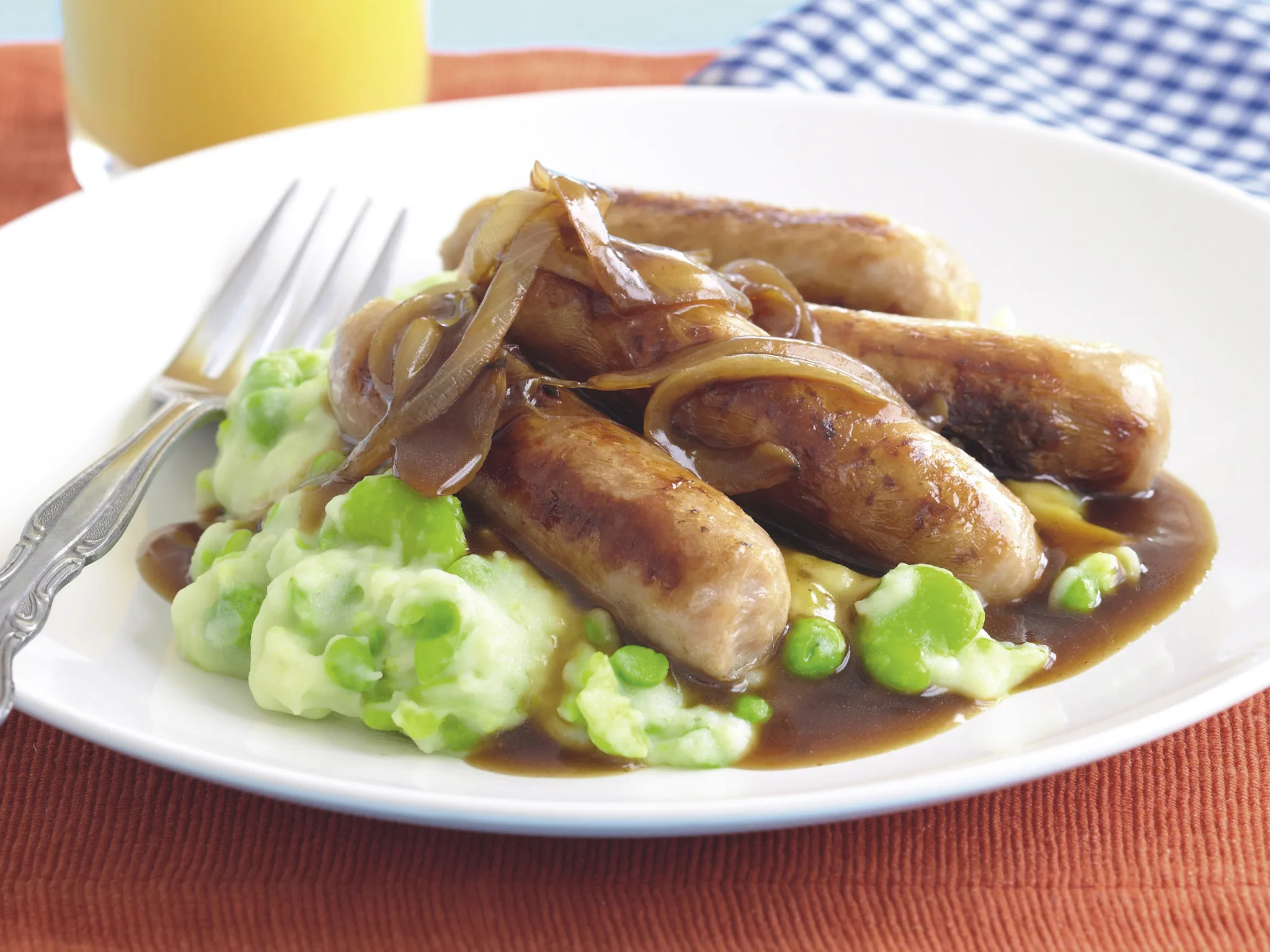 Pork Chipolatas with Onion Gravy