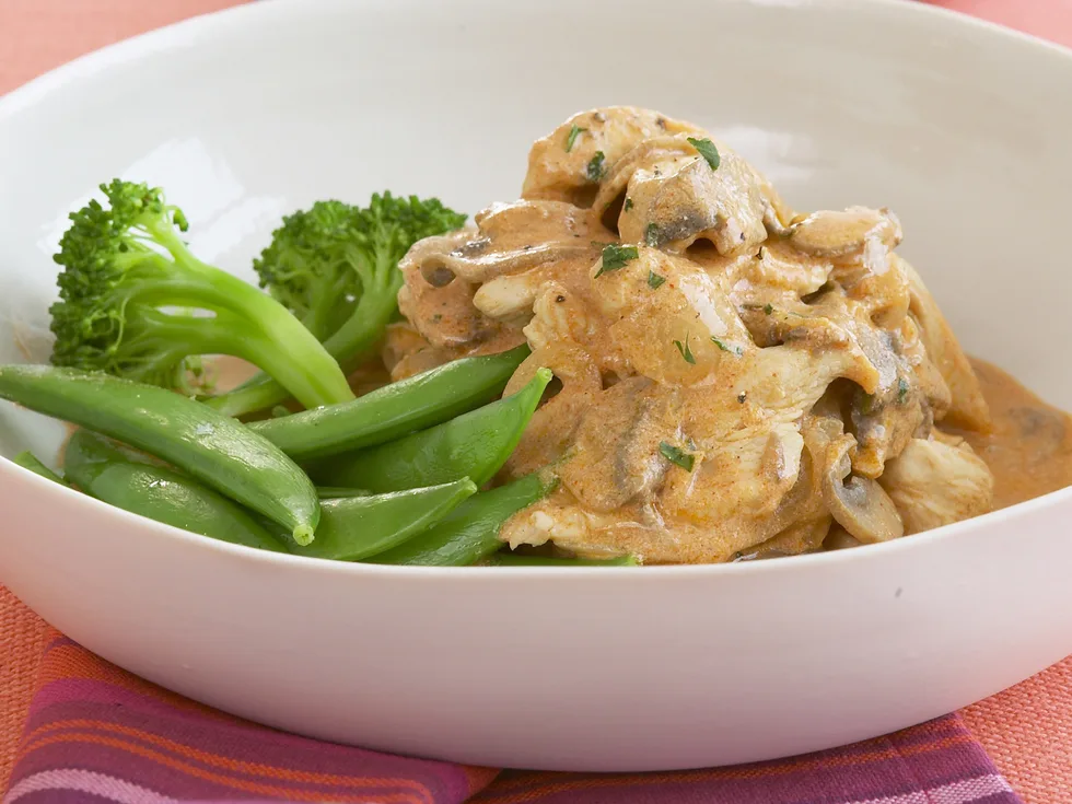 Chicken stroganoff