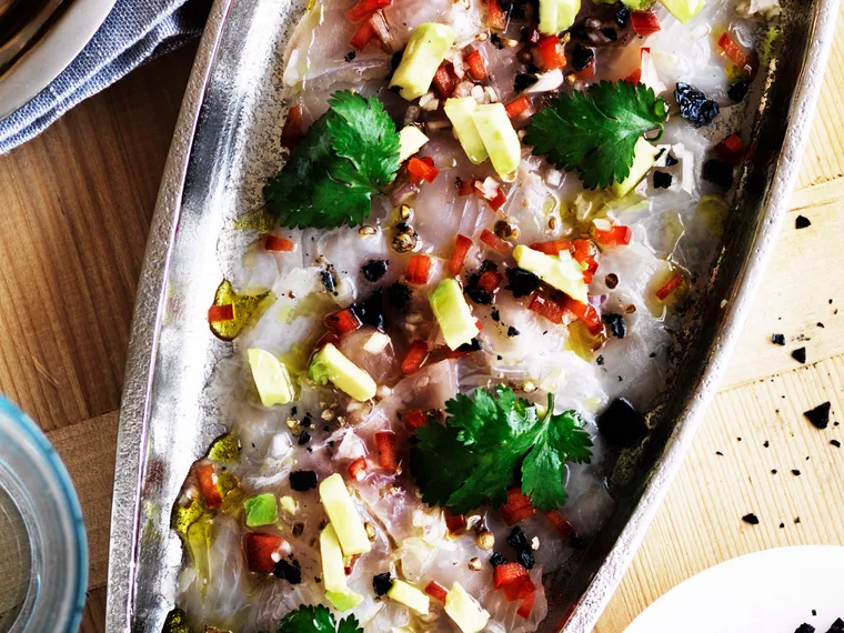 Ceviche of bream with corn cakes