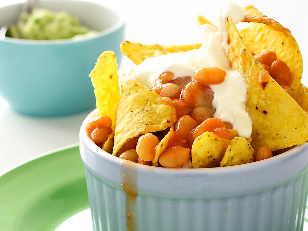 Baked bean nachos