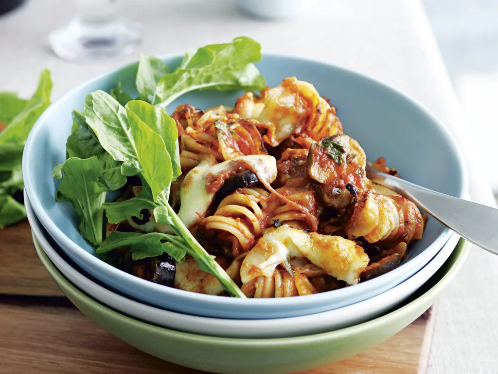 cheesy pasta and vegetable bake