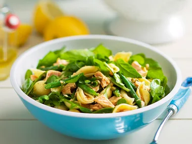 Chilli tuna pasta salad