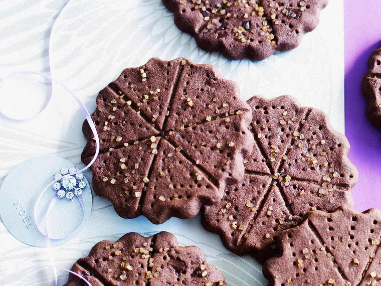 Chocolate shortbread