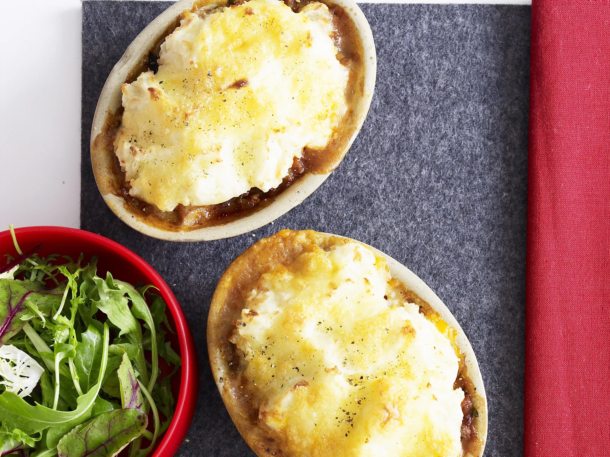 MINI SHEPHERD'S PIES WITH CHEESY POTATO TOPPING