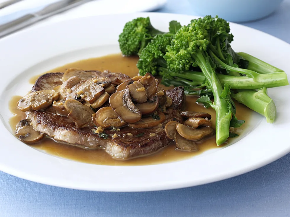 Minute Steaks with Mushroom Sauce and Broccolini