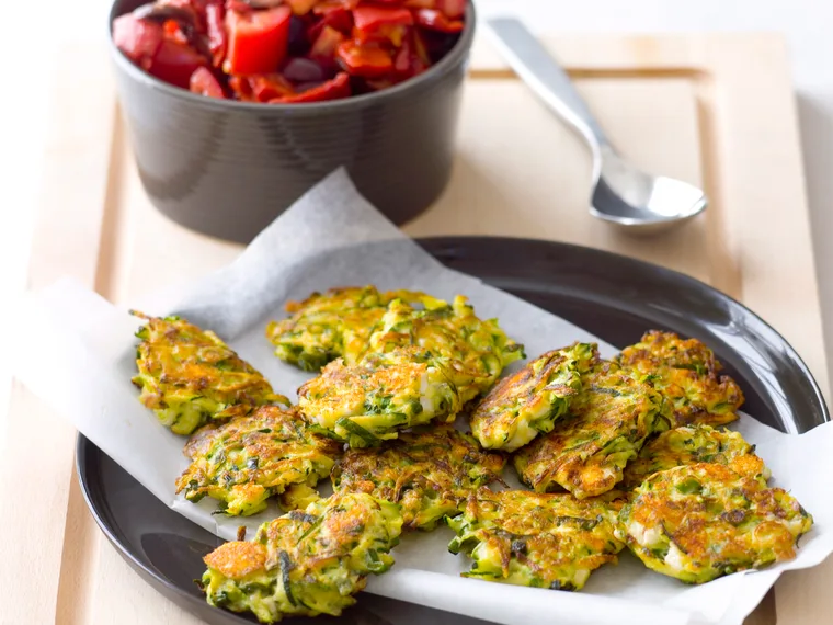 ZUCCHINI FETTA PATTIES WITH TOMATO SALAD
