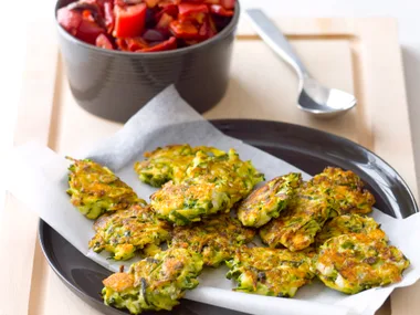 ZUCCHINI FETTA PATTIES WITH TOMATO SALAD