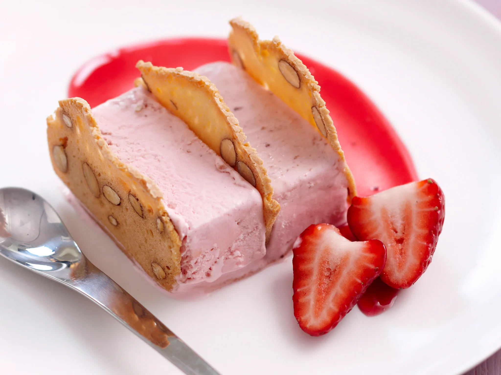 Strawberry almond fingers