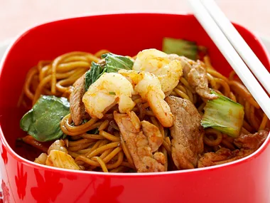 combination noodle toss
