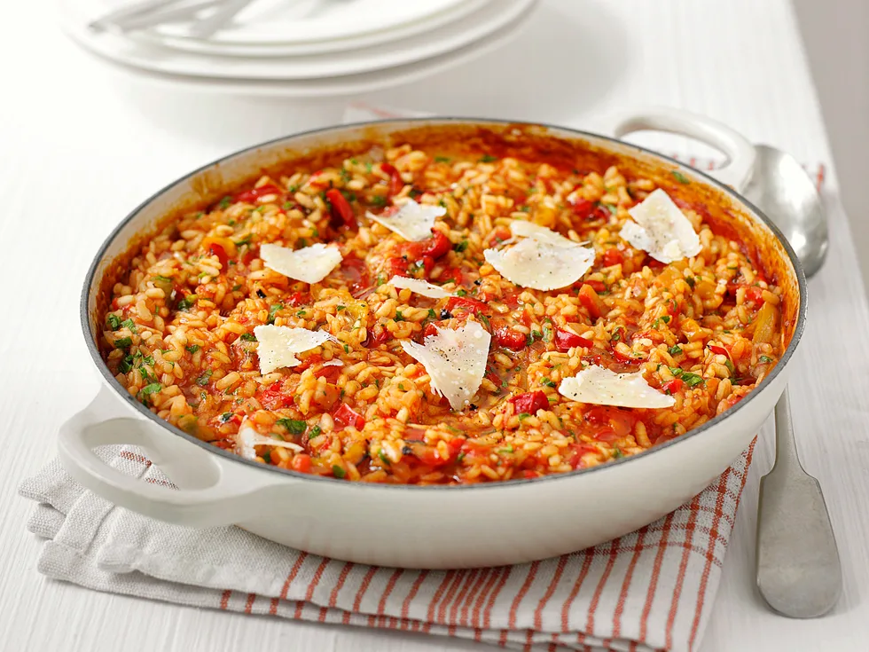 Oven-baked capsicum risotto