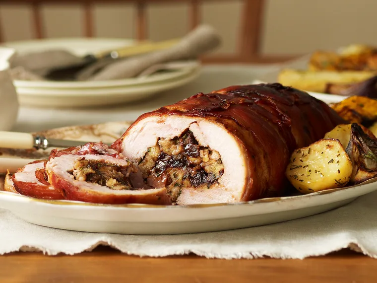 Roasted stuffed turkey roll