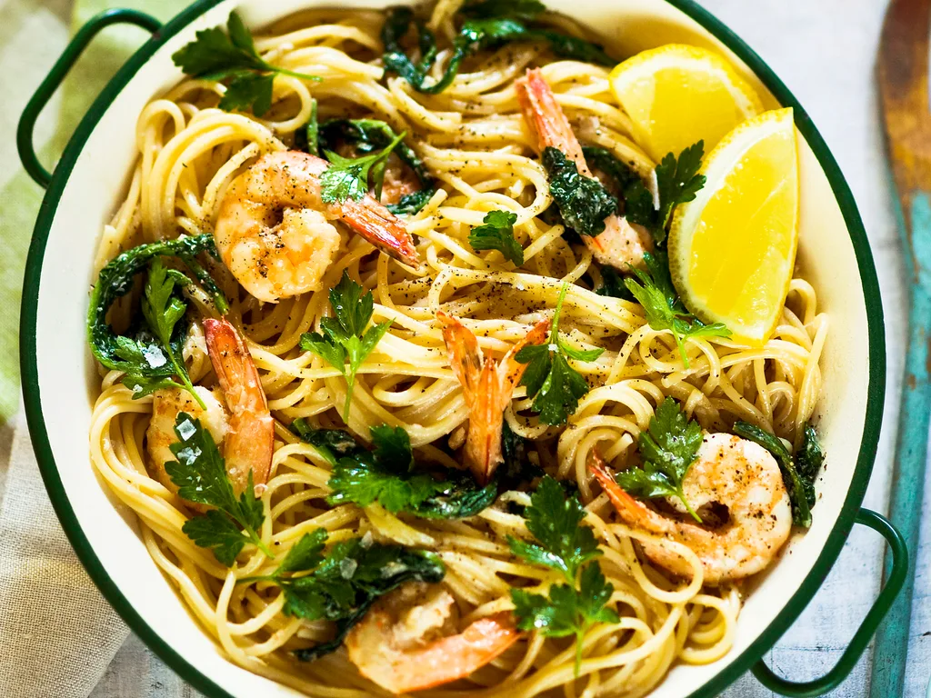 garlic prawn, white wine and rocket spaghetti