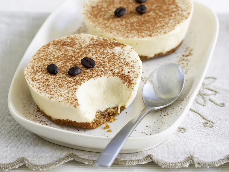 Coffee cheesecakes