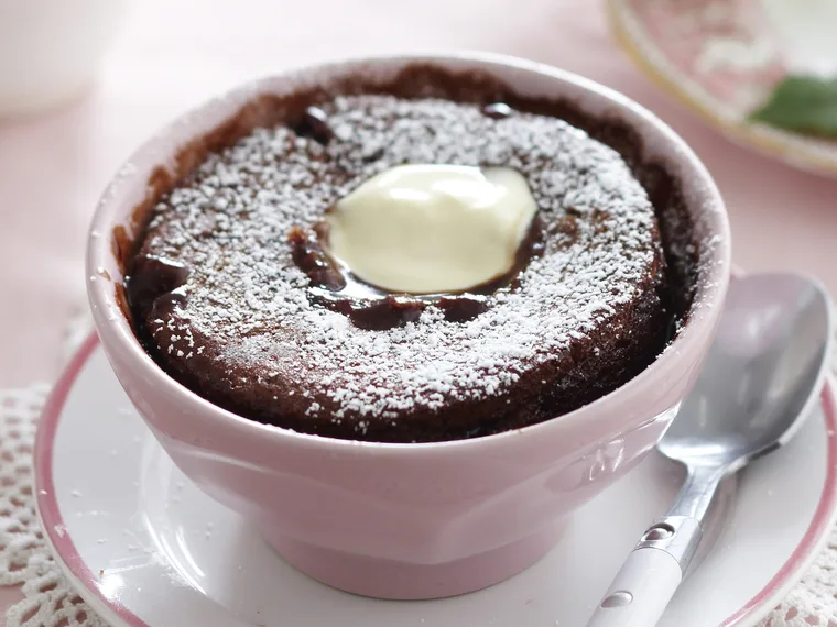Chocolate self-saucing puddings