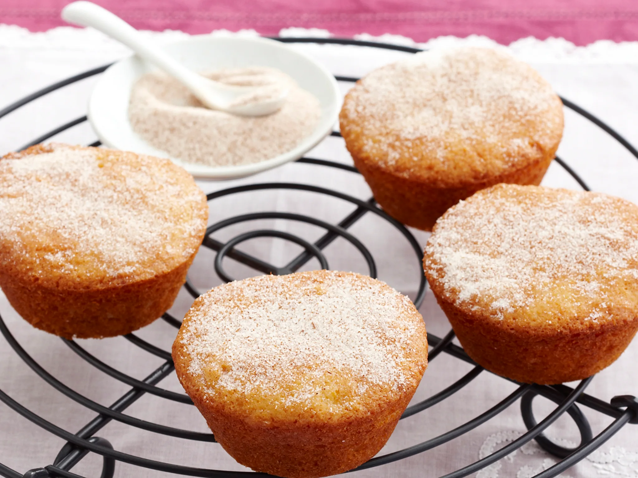 Mini cinnamon teacakes