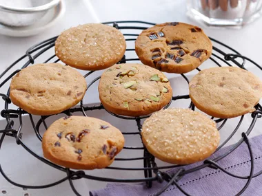 Refrigerator biscuits