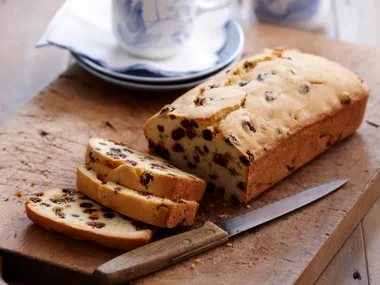 Sweet sultana loaf