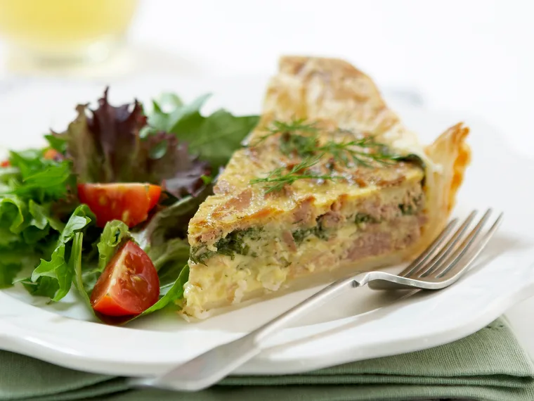 Tuna and spinach quiche