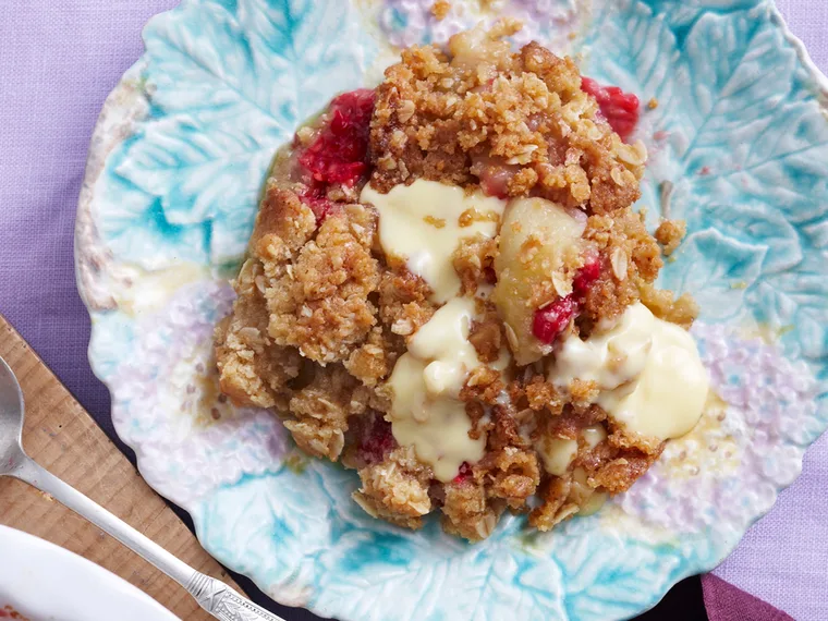 Apple and raspberry crumble