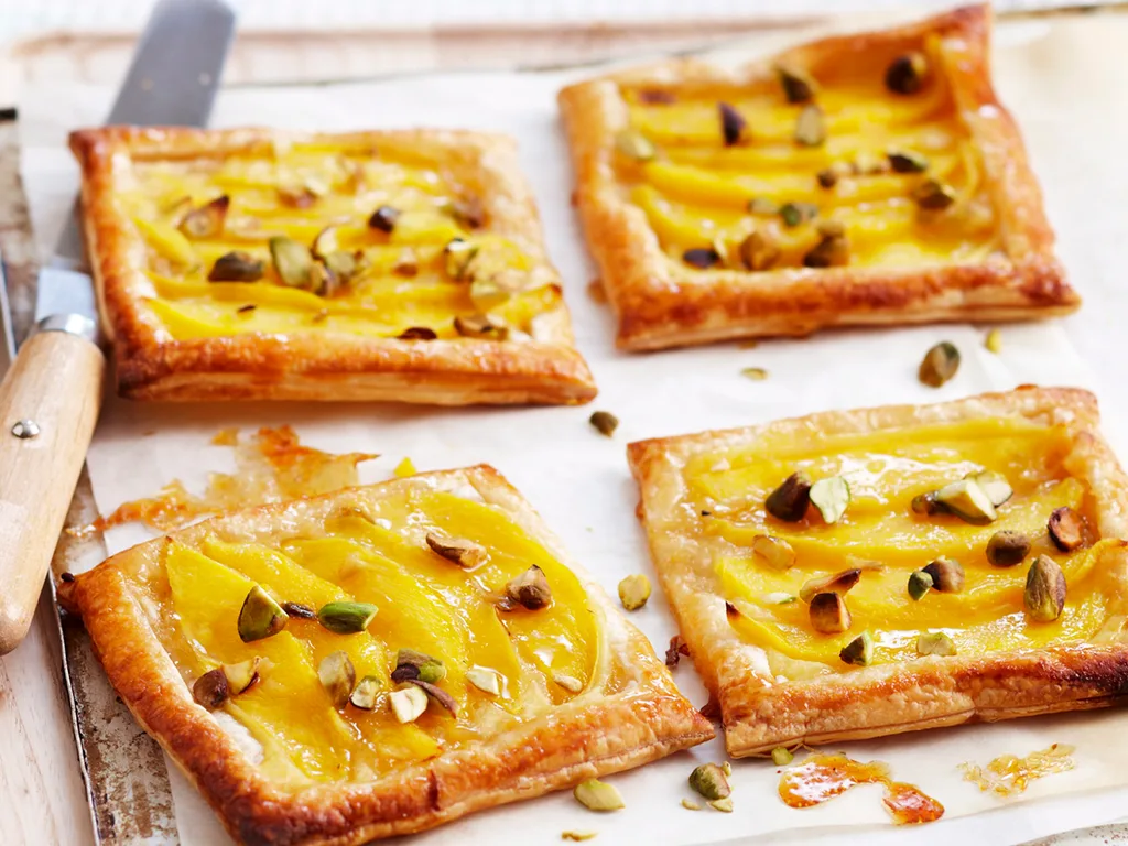 Caramelised mango tarts