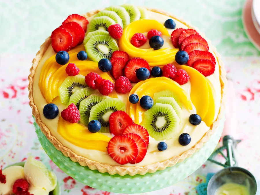 Classic fruit tart