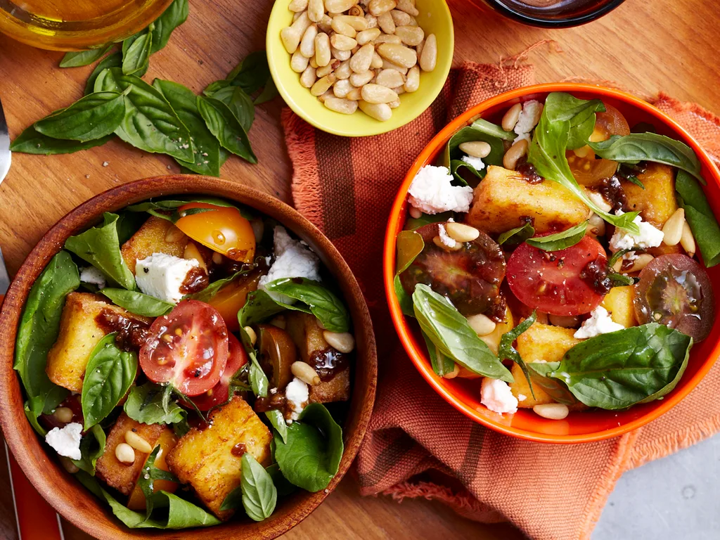 Crispy Polenta, tomato and rocket salad