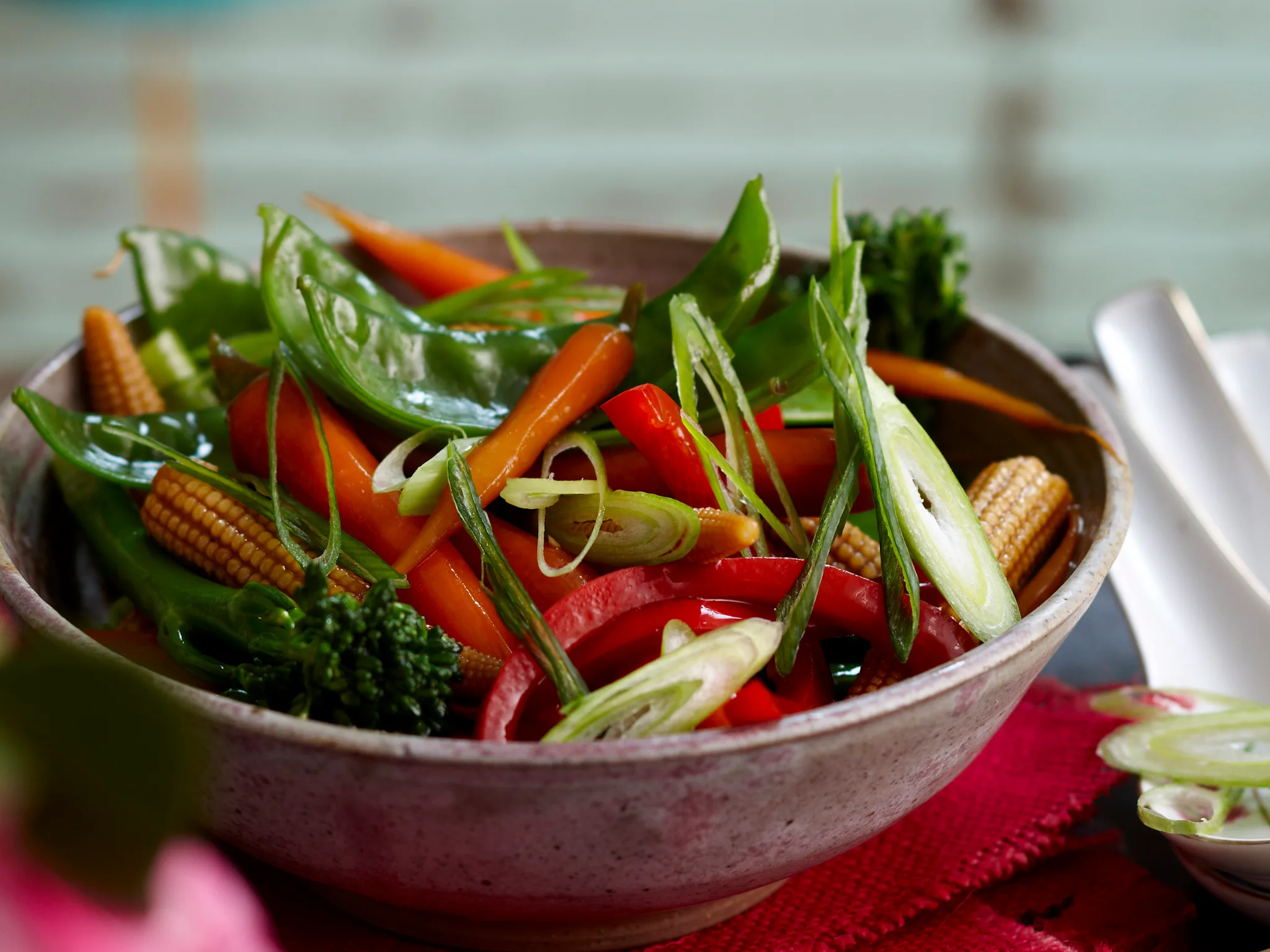 Stir-fried vegetables in oyster sauce