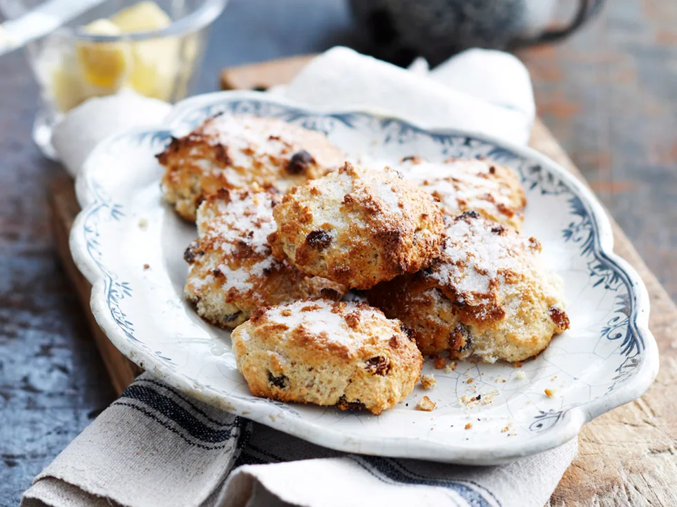 Sultana and Oat Rock Cakes