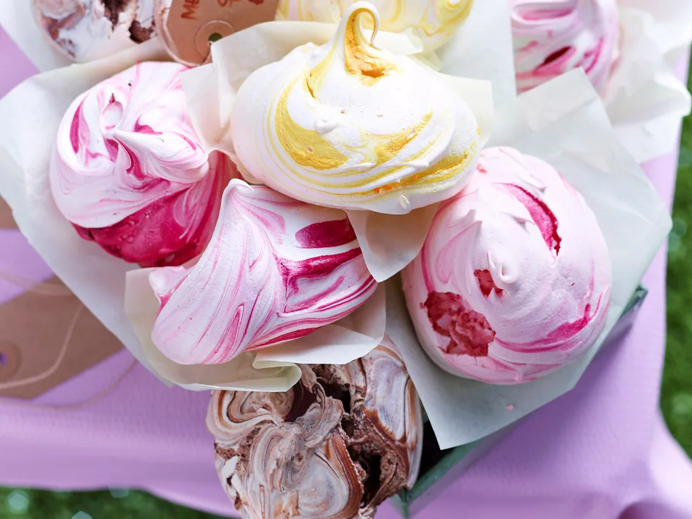 Swirl meringues