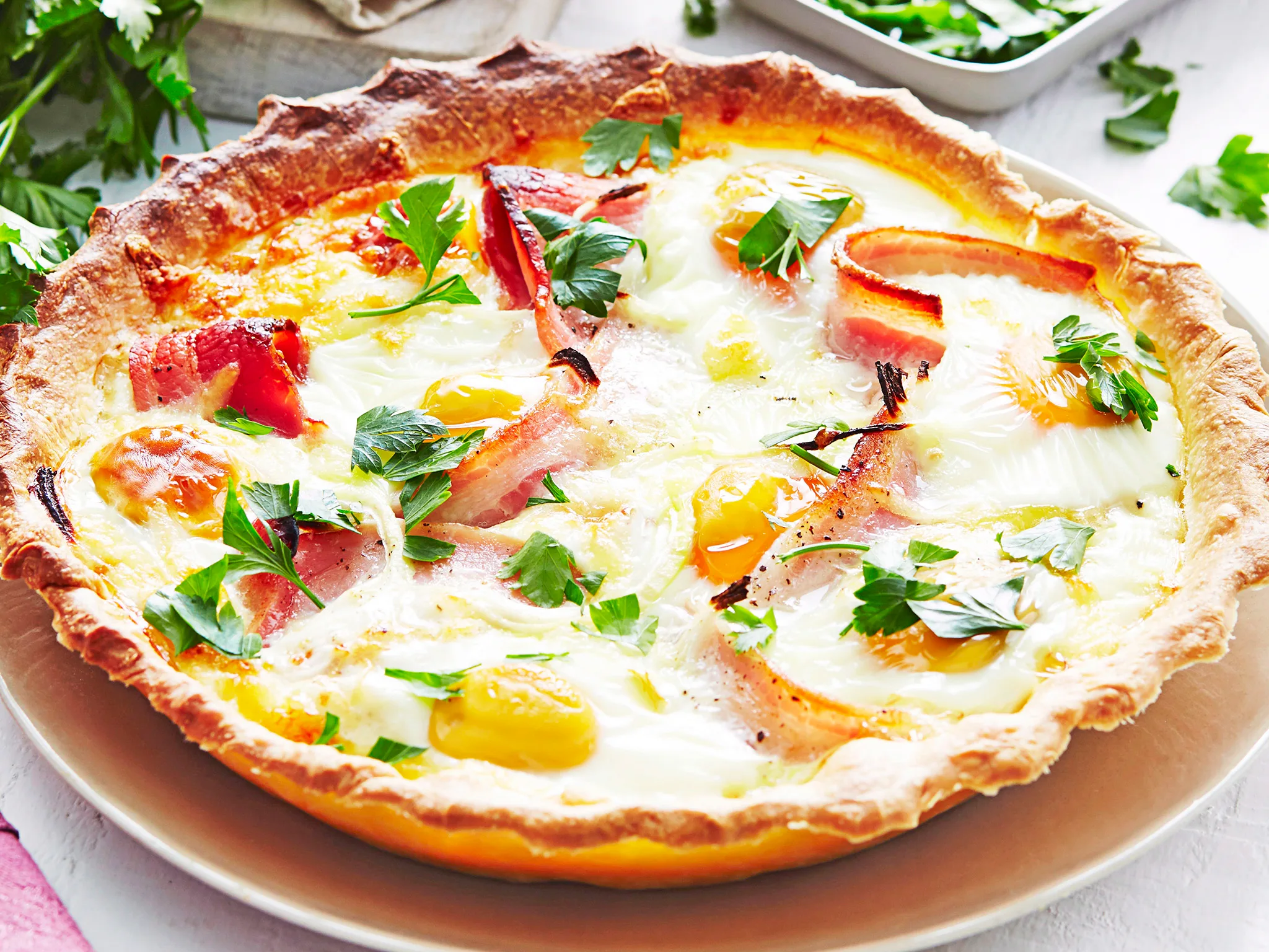 Country egg and bacon pie