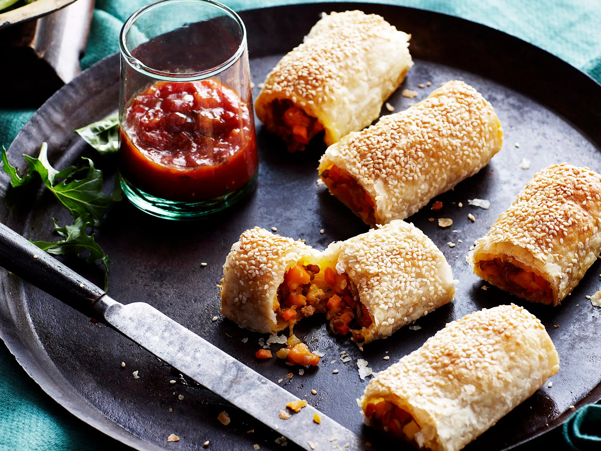 Vegetarian sausage rolls