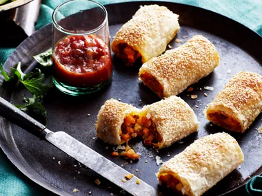 Vegetarian sausage rolls